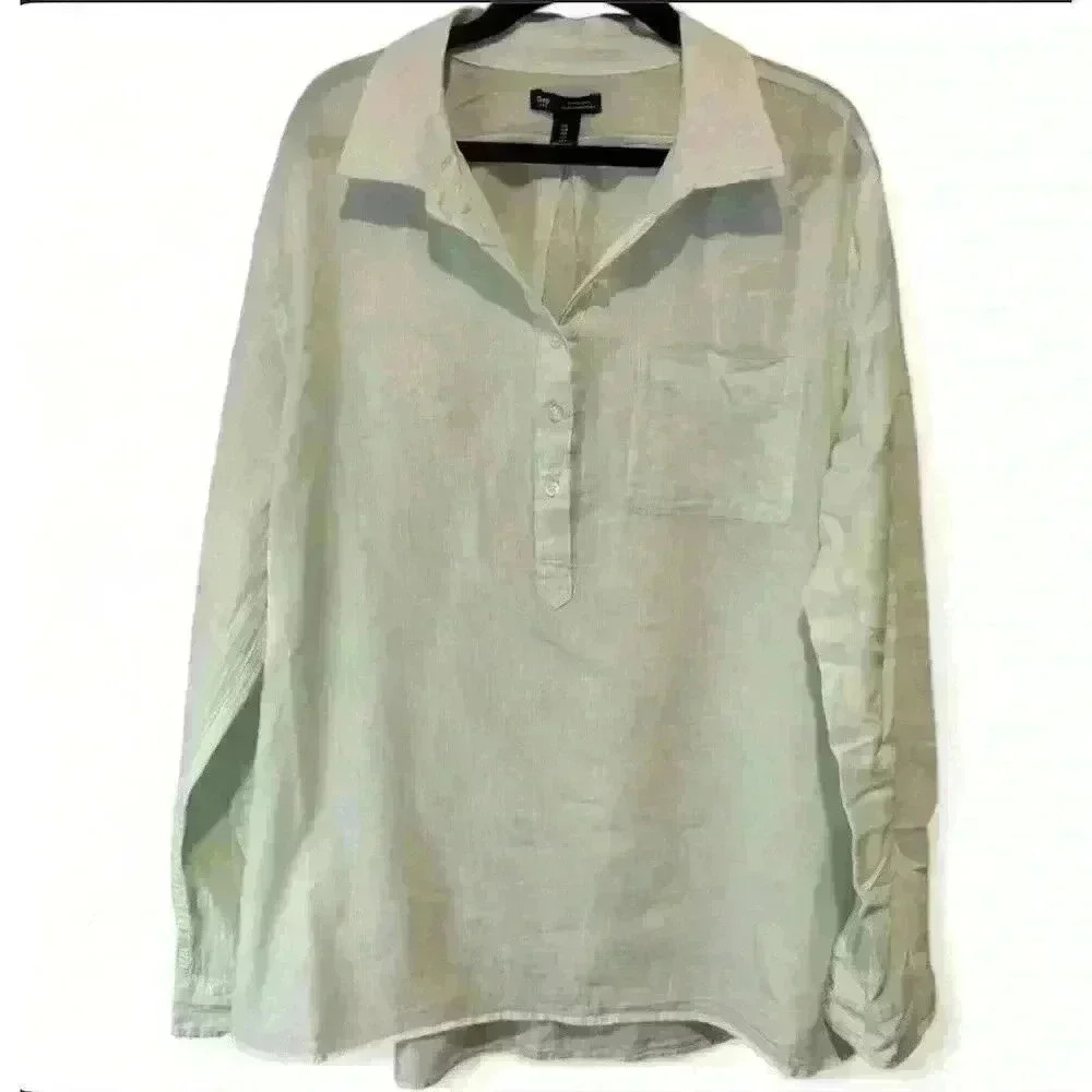 GAP Women's Boyfriend Fit Long Sleeve Mint Green Button-Up Size Large